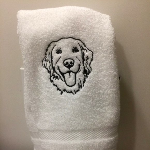 GOLDEN RETRIEVER hand towel - Embroidered GOLDEN RETRIEVER white bath towel. - Picture 4 of 7